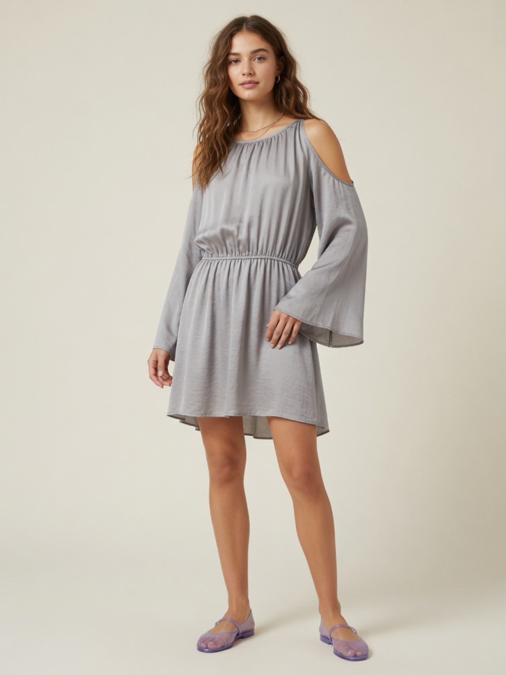 NWT Sz L Noa Elle Ally Long Sleeve Cold Shoulder Silver Satin Shift Dress D3213